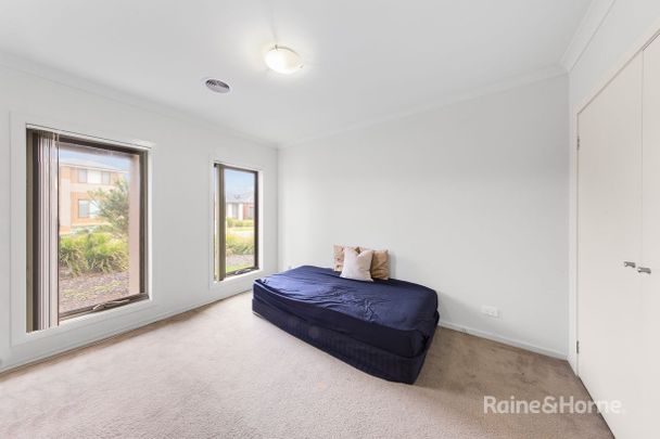 20 Selleck Drive, Point Cook, VIC 3030 - Photo 1