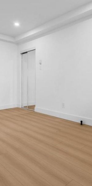 Cote St Luc 1 bed 1 bth Apartment for rent immediate occupancy - Photo 1