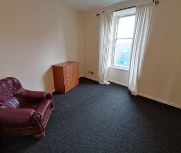 1 Bedroom Property To Rent - Photo 4