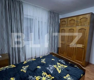 Apartament de 2 camere, zona Craiovita Noua - Fotografie 1
