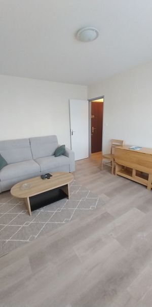 Location appartement 1 pièce, 25.61m², Évreux - Photo 1