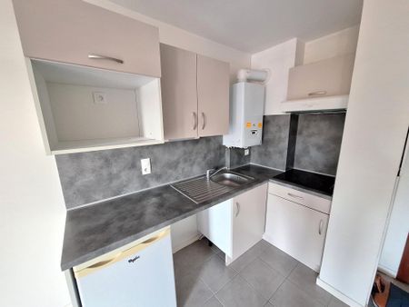 Location Appartement 2 pièces 29m² LES SABLES D’OLONNE 85180 - Photo 2