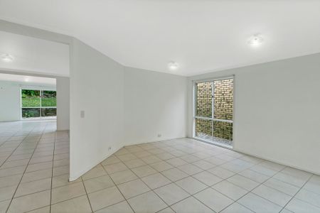 Family Home in Headland Park - Photo 3