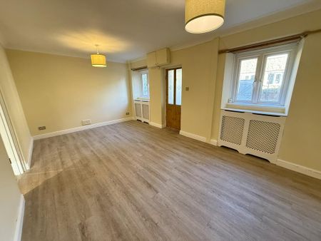 2 bedroom detached house to rent - Photo 3