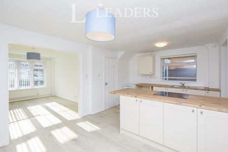 3 bedroom house to rent Barnwood Close, Mickleover, DE3 - Photo 5