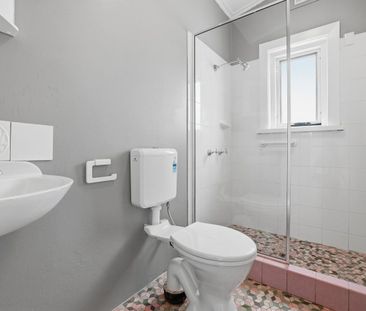 Character Filled Home in a Sought-After Earlwood Location - Photo 4