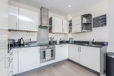 2 Bed Flat, Bollo Lane, W4 - Photo 3