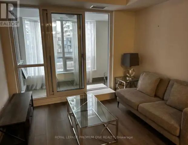 402 - 9085 JANE STREET | 402 - 9085 JANE STREET, Vaughan - Photo 1