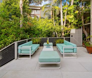 Coastal Living Meets Family Comfort - Photo 5