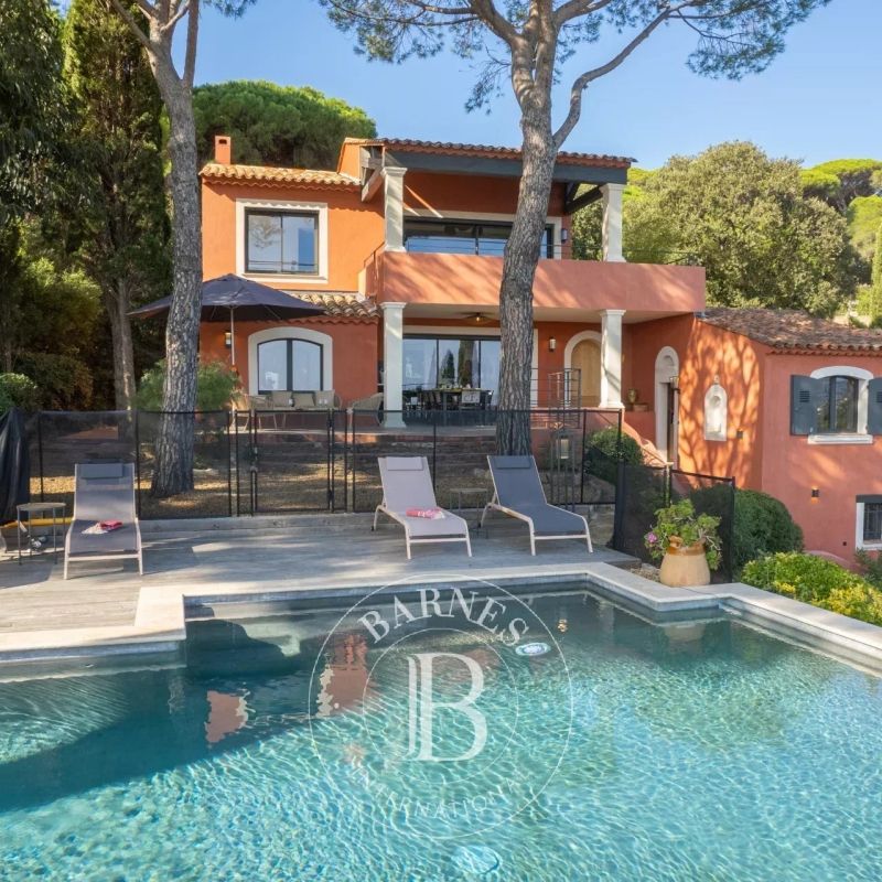 LOCATION SAISONNIÈRE - SAINTE-MAXIME - VILLA MODERNE VUE MER - 4 CHAMBRES - Photo 1