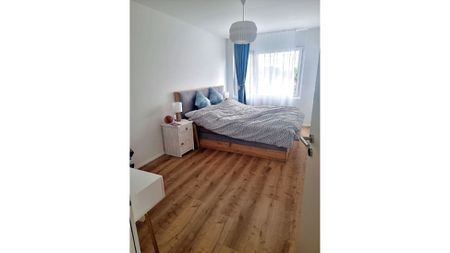 3½ Zimmer-Attikawohnung in Weinfelden (TG), möbliert, auf Zeit - Foto 2