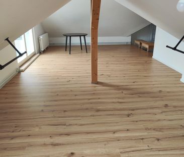 Gemütliche 1.5-Zimmer-Dachwohnung mit viel Charme in Niedergösgen - Photo 5