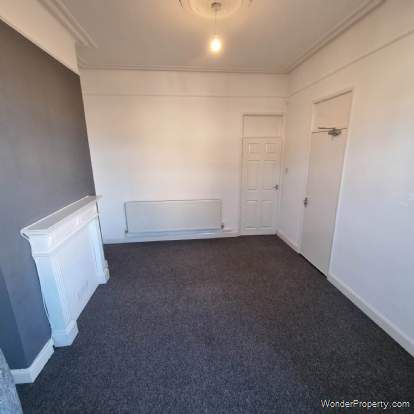 2 bedroom property to rent in Grimsby - Photo 5