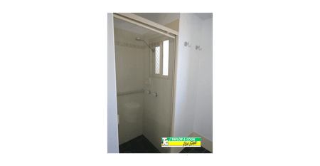 Spacious Family Home with Pool & Multiple Living Areas - Photo 5