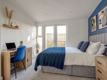 Ringwood Road Room 4 - Photo 2