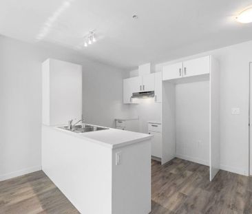 3 1/2 à louer maintenant - Châteauguay -- Piscine Intérieur et Gym - Photo 3