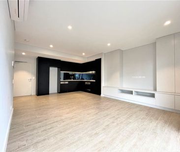 Modern & Stylish One Bedroom Apartment - Photo 1