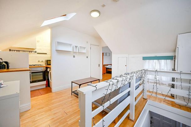 1 bedroom flat to rent - Photo 1