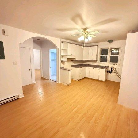 Grand 3 1/2 à louer à Saint-Hyacinthe - Photo 3