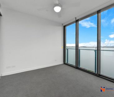 Level 7 - Modern 2 Bedroom 2 Bathroom for Rent - Photo 2