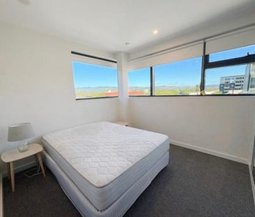 Adelaide CBD - Photo 2