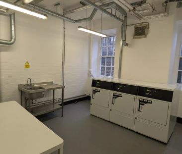 Silver Twin Room - Photo 3