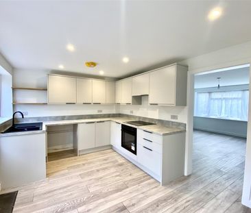Shadwells Close, Lancing - Photo 1