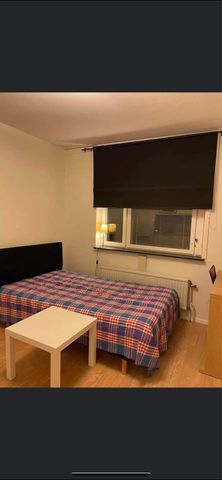 Gränsholmsbacken, Skärholmen - Photo 2