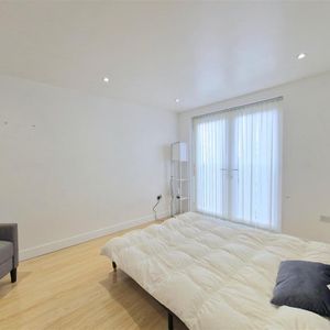 1 bedroom property to rent - Photo 2