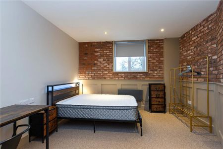1 bedroom parking to rent - Photo 2