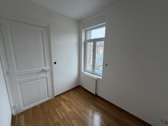 MAISON AVEC COUR QUARTIER SAINTE ANNE - Photo 1