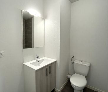 Location Appartement 1 pièce 19m² AUZEVILLE TOLOSANE 31320 - Photo 2