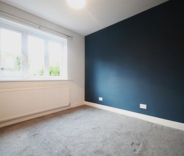 5 Bedroom Detached To Let - Photo 4