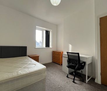 2 Bedroom | 23 Welbeck Avenue, PL4 6BG - Photo 6