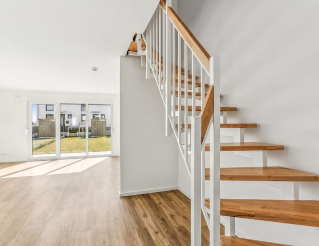Hier fühlt sich die Familie wohl: 4-Zimmer-Reihenhäuser mit Garten! - Photo 1