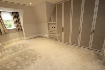 Camlet Way Hadley Wood EN4 - Photo 2