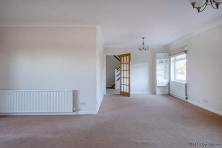 4 bedroom property to rent in Prudhoe - Photo 3