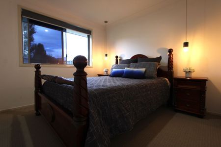 Water Included In Rent ! - Photo 5