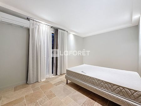 Location Appartement 4 pièces 100m² - Photo 4