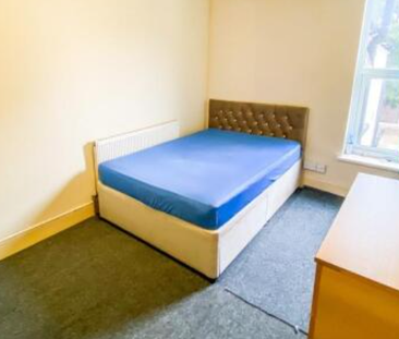 4 bedroom house to rent - Photo 3