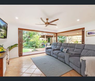 Spacious Family Home in Sought-After Kinross - Photo 3