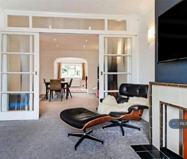 3 bedroom semi-detached house to rent - Photo 1