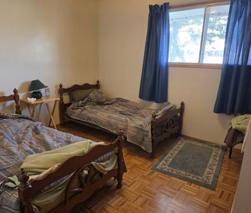 3 Bedroom House by Reid's Corner - Photo 3