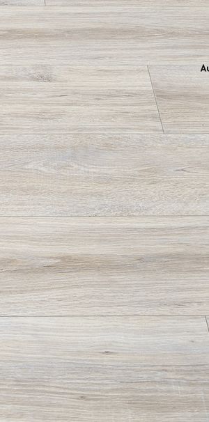 In Sanierung - 3-Zimmer-Erdgeschosswohnung mit neuem Laminatboden in Braunschweig! - Photo 2