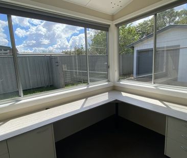 Charming Country Living in Dubbo – 3 Bedroom Home for Rent - Photo 3