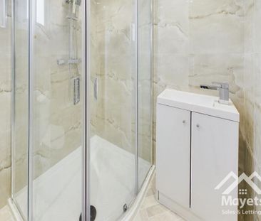 5 bedroom terraced house to rent - Photo 3