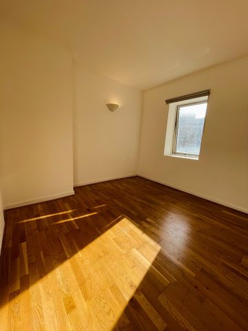 2 Bed Flat, French Place, E1 - Photo 2