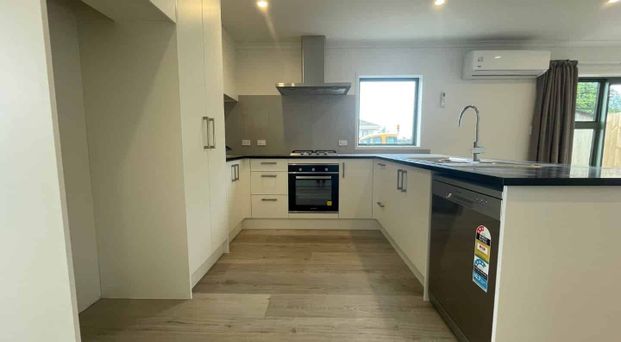 Birkenhead, 3 bedrooms - Photo 1