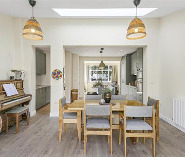 3 bedroom terraced house to rent - Photo 4
