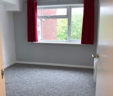3 Bed Flat, Old Bedford Road, LU2 - Photo 2